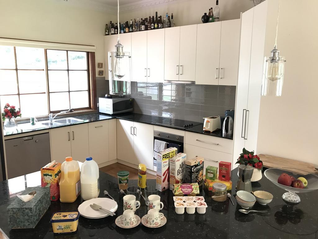 Helen'S Homestead Enfield Bagian luar foto
